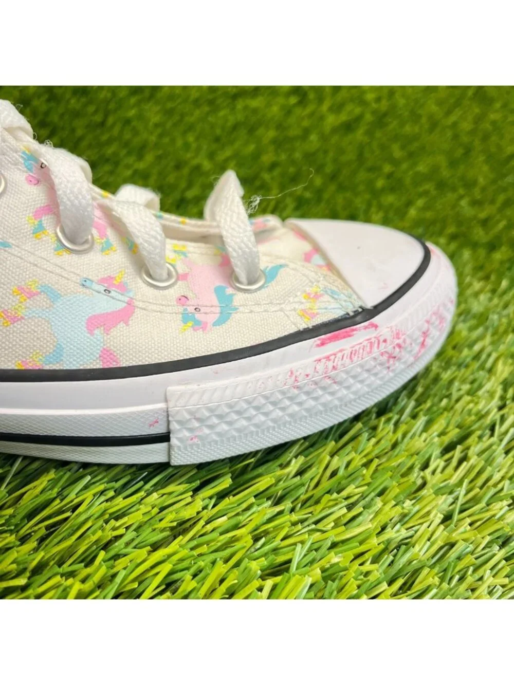 Converse Chuck Taylor All Star High Girls Size 6Y White Athletic Shoes Sneakers
